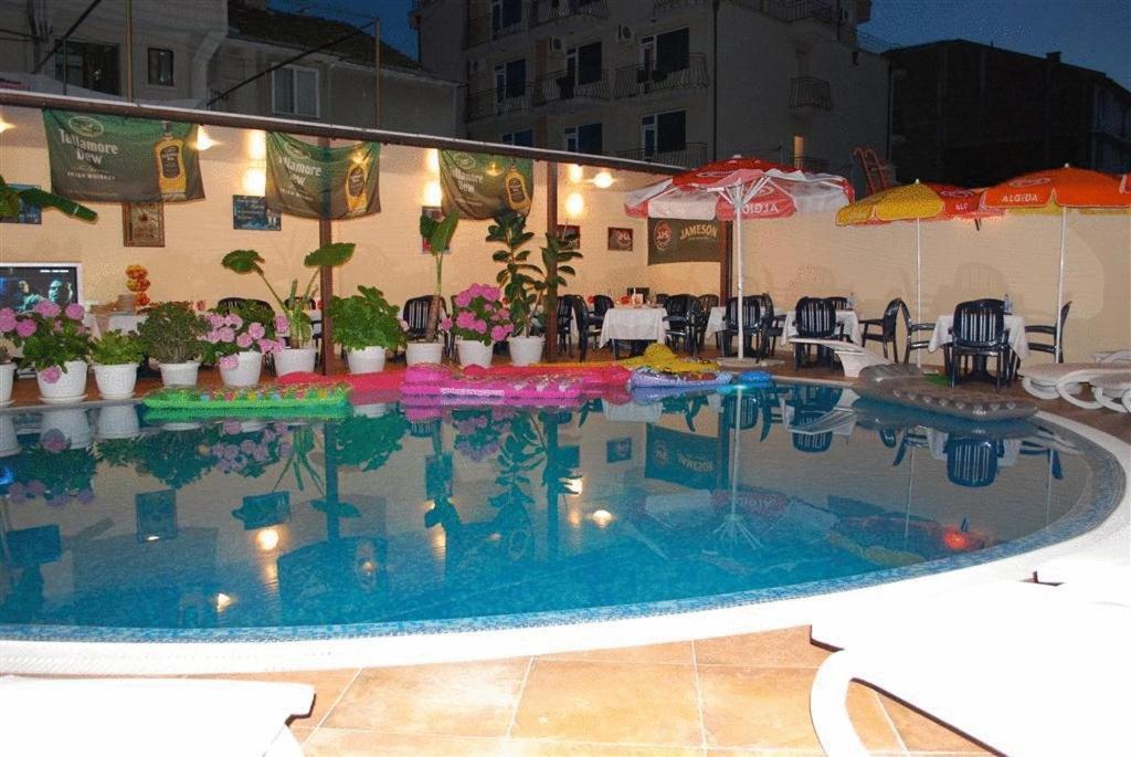 Italia Hotel Nesebar Exterior foto